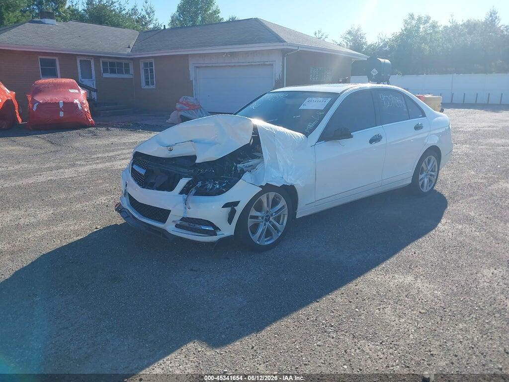 WDDGF8AB5DR284356 2013 MERCEDES-BENZ C 300 photo no. 2