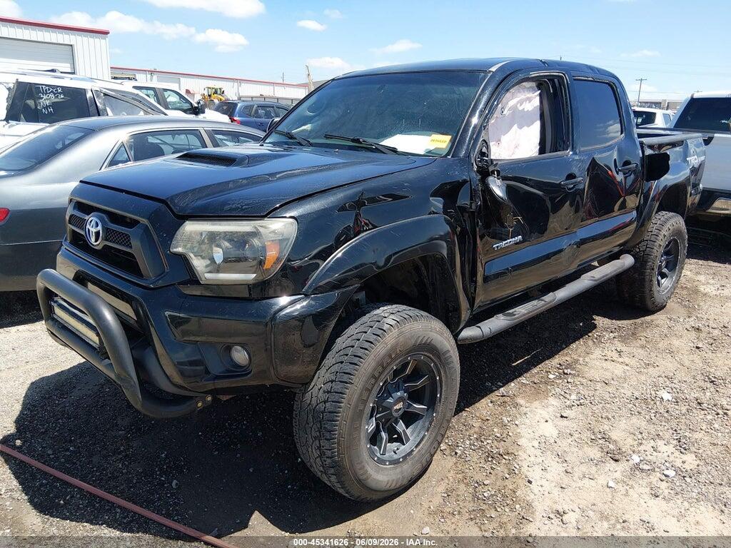 5TFLU4EN9FX132042 2015 TOYOTA TACOMA photo no. 2
