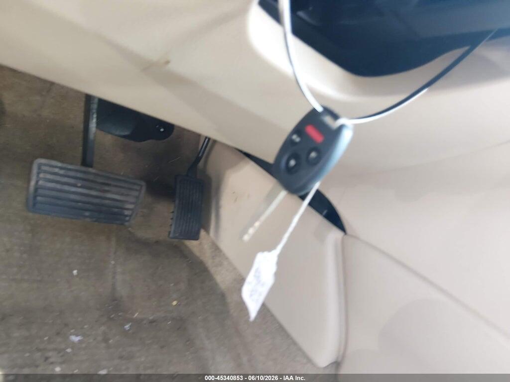 1HGCP3F81CA009801 2012 HONDA ACCORD photo no. 11