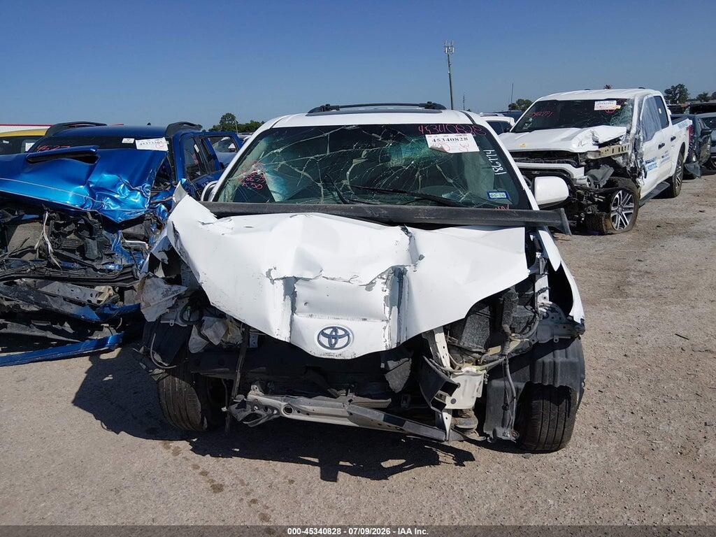 5TDYK3DC2CS186774 2012 TOYOTA SIENNA photo no. 11