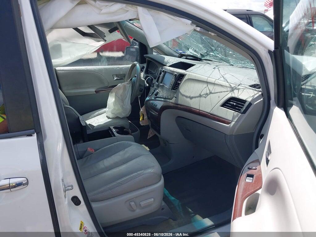 5TDYK3DC2CS186774 2012 TOYOTA SIENNA photo no. 5