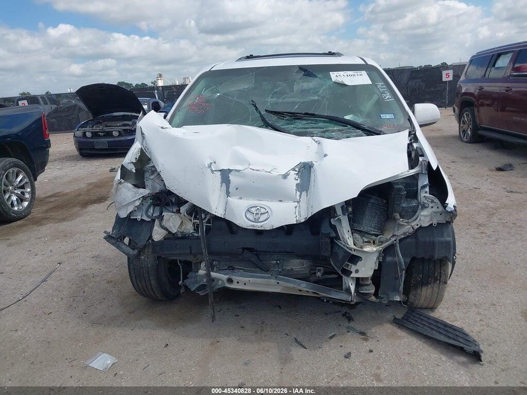 5TDYK3DC2CS186774 2012 TOYOTA SIENNA photo no. 6
