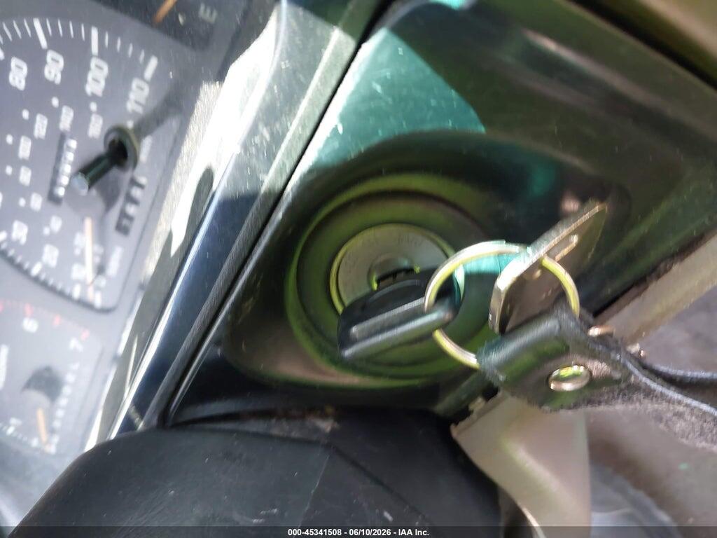 JT3GN86RXW0081638 1998 TOYOTA 4RUNNER photo no. 11