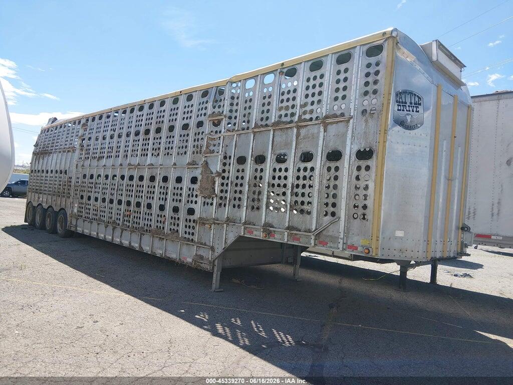 1MT2N5346HH025706 2017 MERRITT EQUIPMENT CO LIVESTOCK SEMI TRAILER photo no. 1