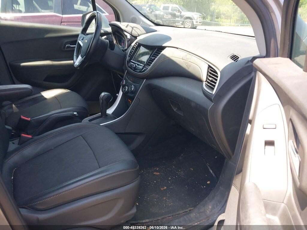KL7CJPSB1KB785098 2019 CHEVROLET TRAX photo no. 5