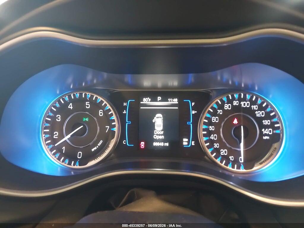 1C3CCCAB9GN150020 2016 CHRYSLER 200 photo no. 7