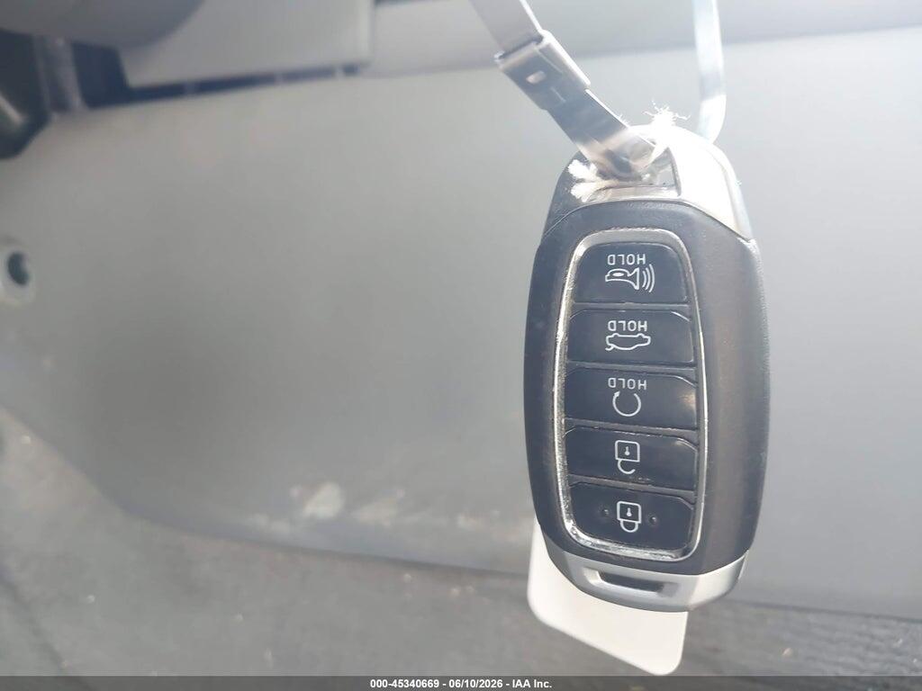 KMHLM4AGXNU327022 2022 HYUNDAI ELANTRA photo no. 11