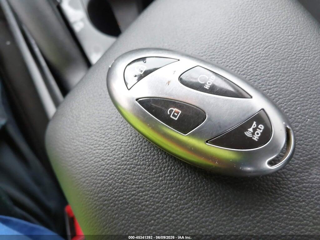 KMHLM4DG6RU689995 2024 HYUNDAI ELANTRA photo no. 11