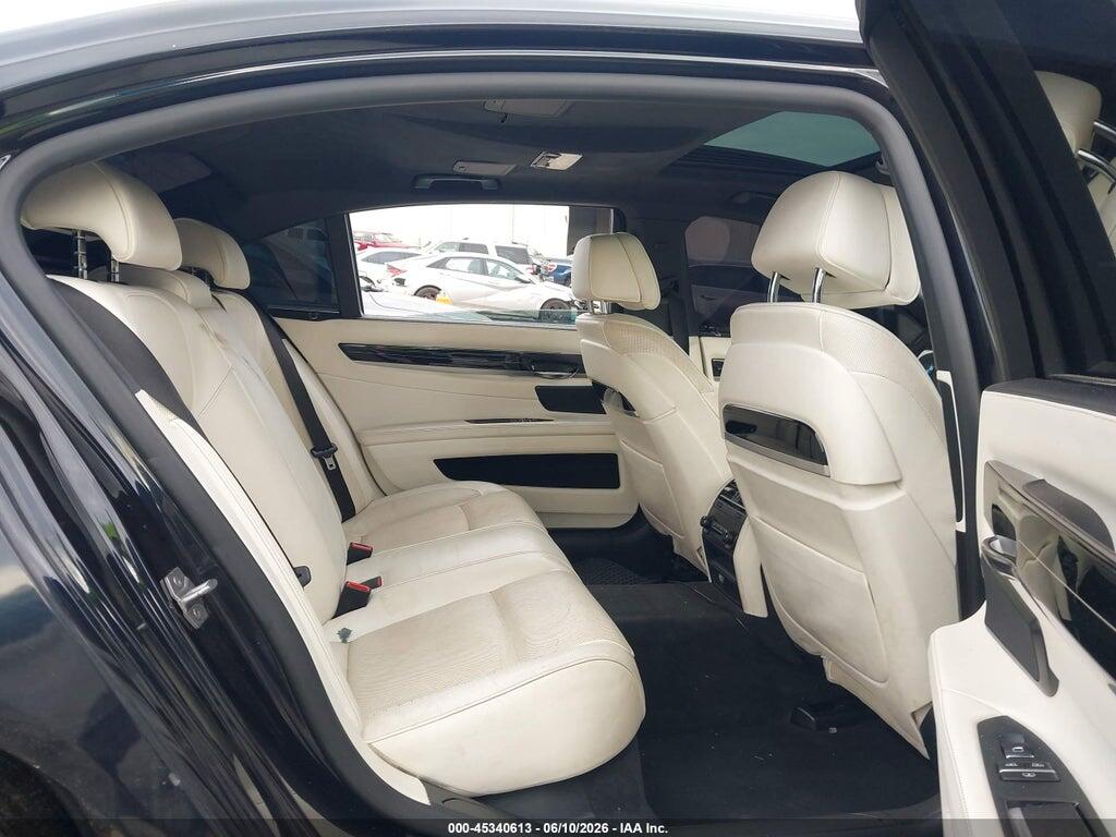 WBAYE8C51FD781054 2015 BMW 750LI photo no. 8