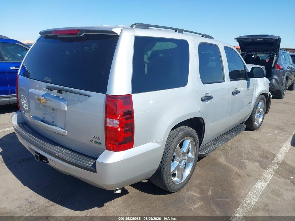 1GNUCAE00AR261947 2010 CHEVROLET TAHOE photo no. 4