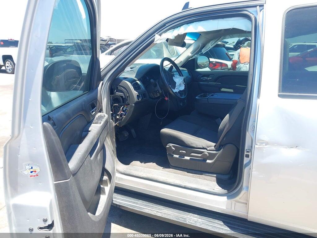 1GNUCAE00AR261947 2010 CHEVROLET TAHOE photo no. 5