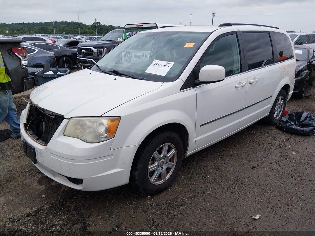 2A4RR5D14AR176712 2010 CHRYSLER TOWN & COUNTRY photo no. 2