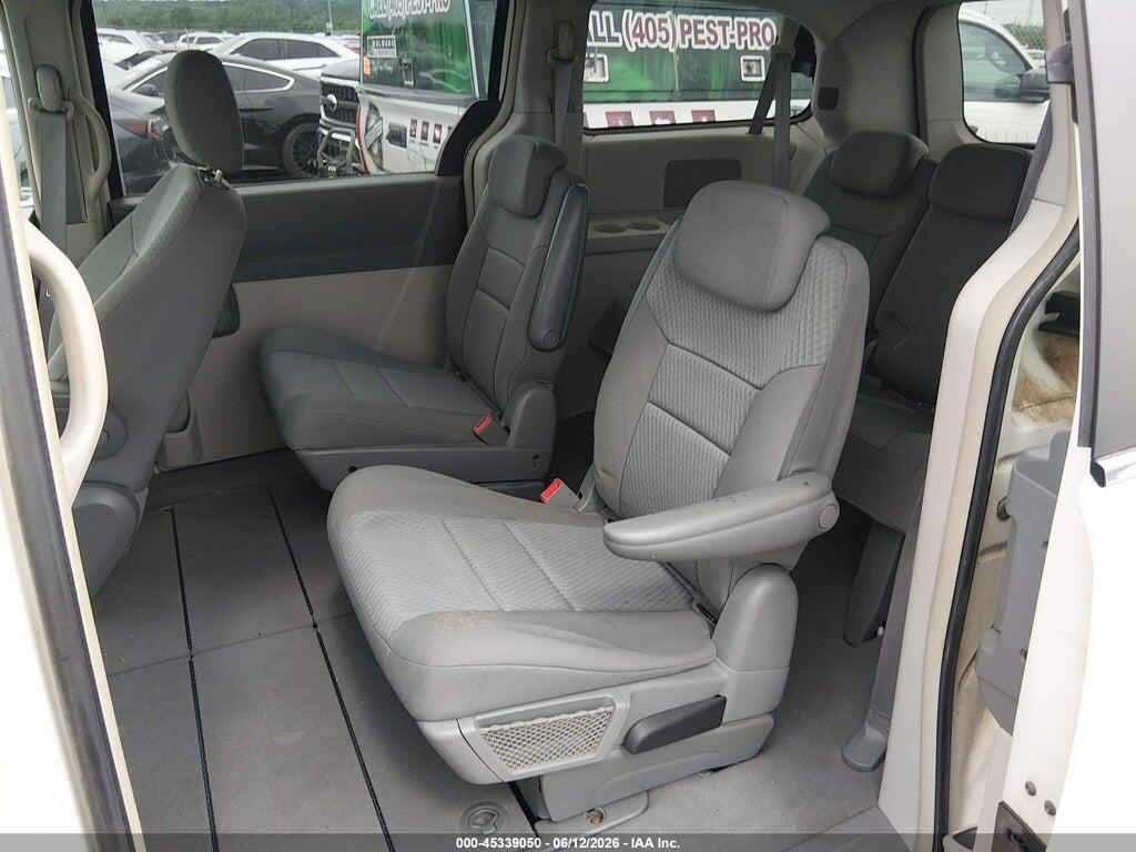 2A4RR5D14AR176712 2010 CHRYSLER TOWN & COUNTRY photo no. 8