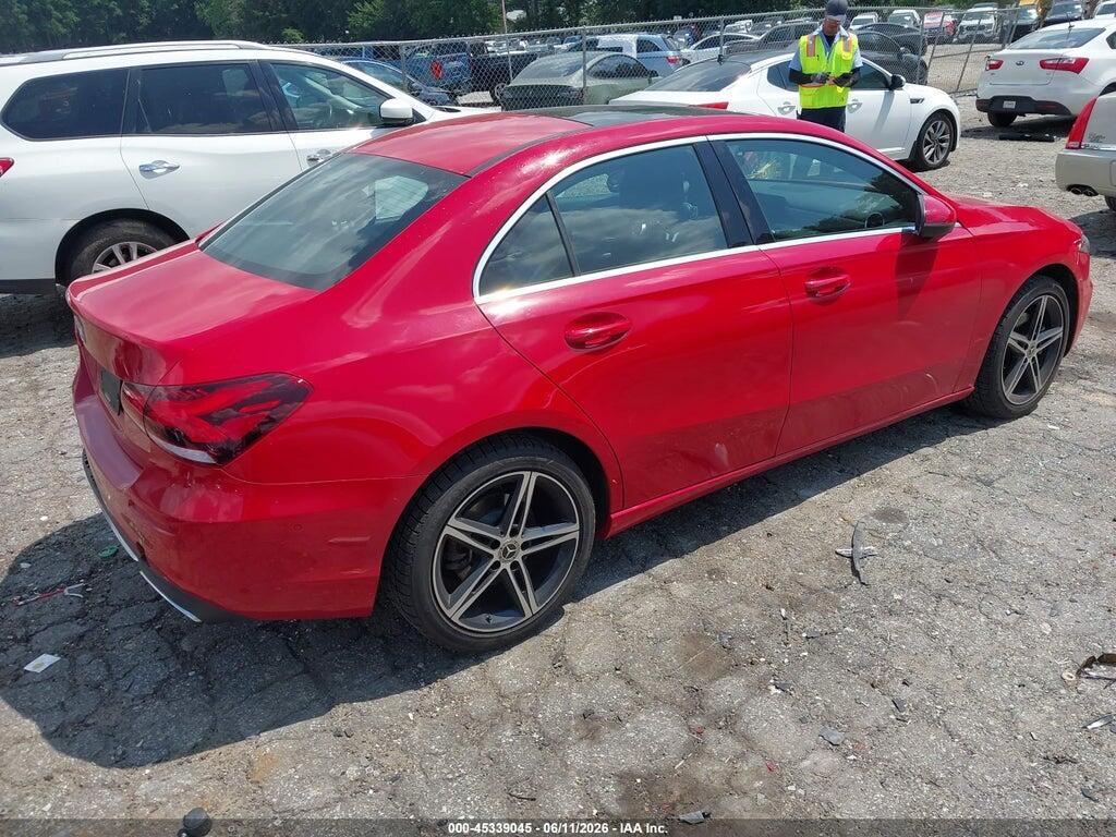 WDD3G4EB0KW026310 2019 MERCEDES-BENZ A 220 photo no. 4