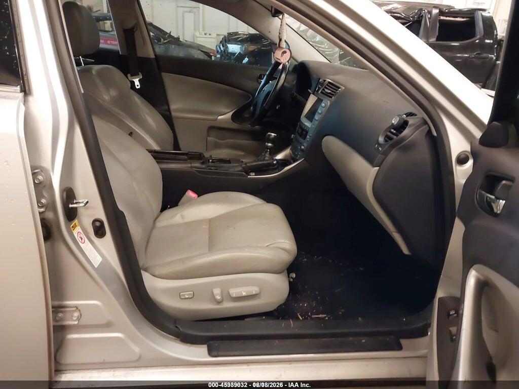 JTHBK262182079717 2008 LEXUS IS 250 photo no. 5