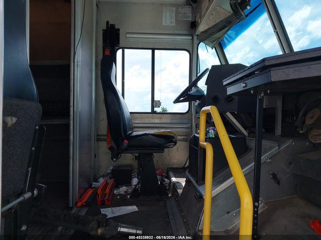 4UZAC3DV2ECFW4515 2014 FREIGHTLINER CHASSIS photo no. 6
