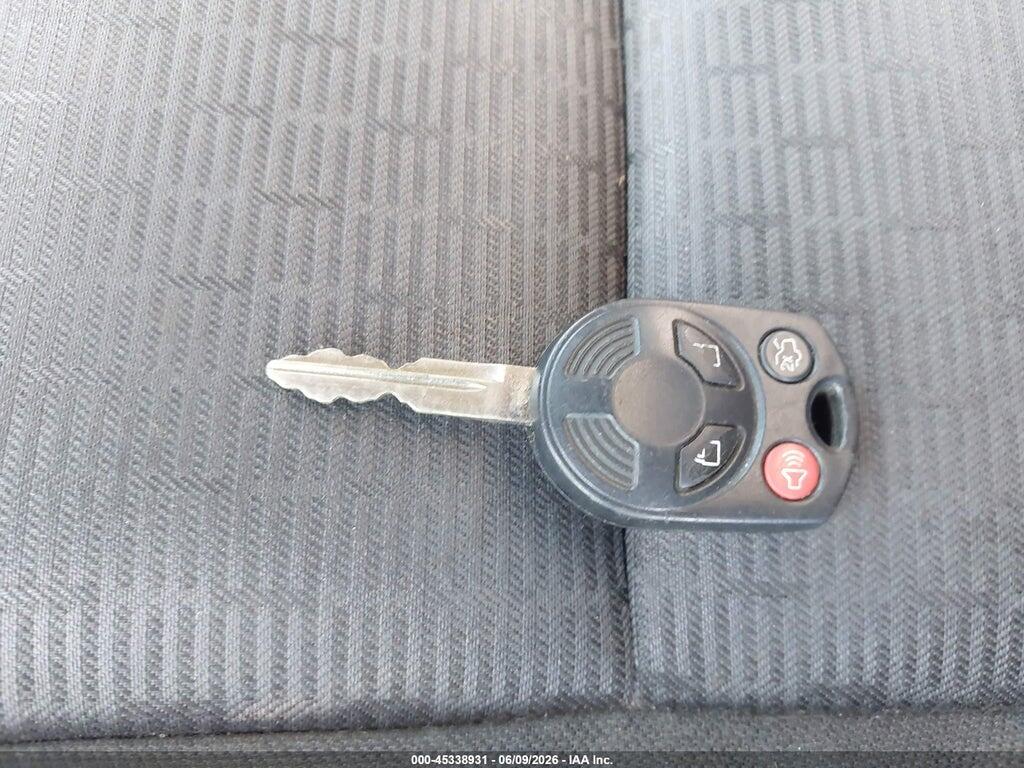 3FAHP0HAXAR394836 2010 FORD FUSION photo no. 11