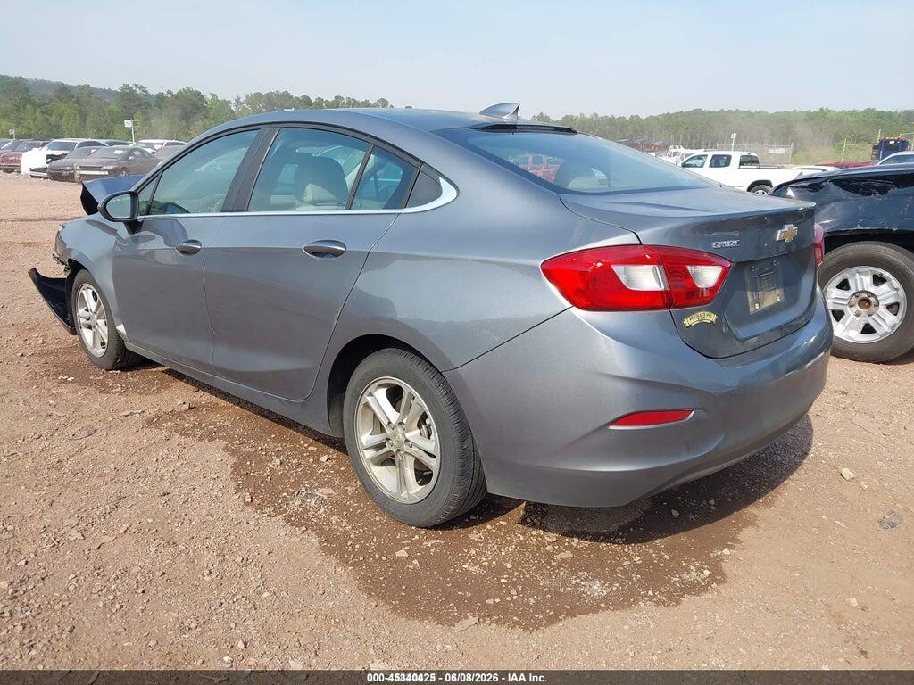 1G1BE5SMXJ7143272 2018 CHEVROLET CRUZE photo no. 3