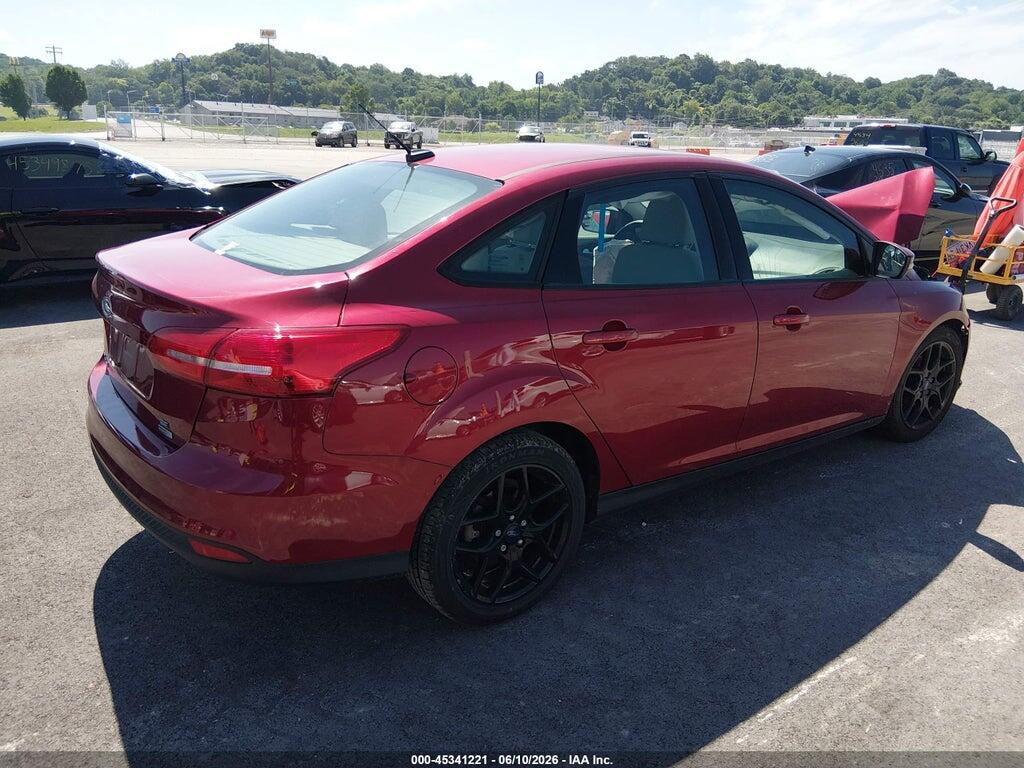 1FADP3FE2GL288510 2016 FORD FOCUS photo no. 4
