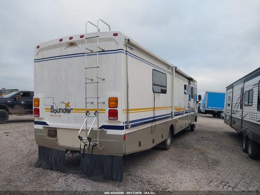 5B4MP67GX33368990 2003 WORKHORSE CUSTOM CHASSIS MOTORHOME CHASSIS photo no. 4