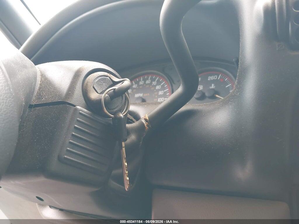1GMDU03E21D233302 2001 PONTIAC MONTANA photo no. 11
