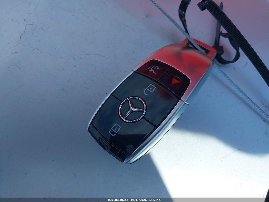 WDDZF4KB5HA072125 2017 MERCEDES-BENZ E 300 photo no. 11