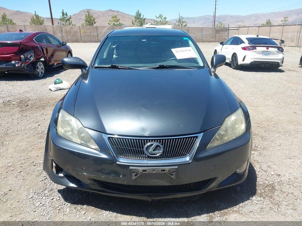 JTHBE262X65010494 2006 LEXUS IS 350 photo no. 12
