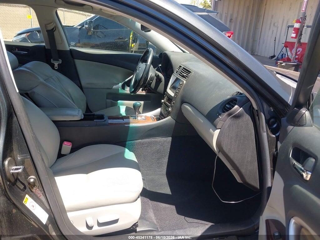 JTHBE262X65010494 2006 LEXUS IS 350 photo no. 5