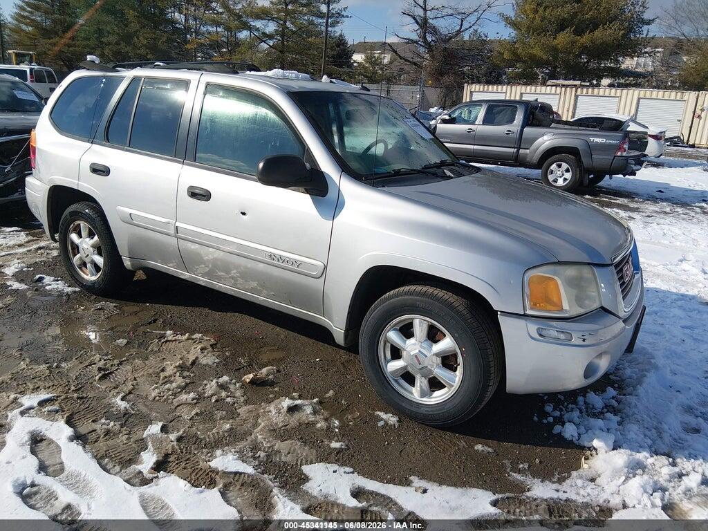 1GKDS13S052385705 2005 GMC ENVOY photo no. 1