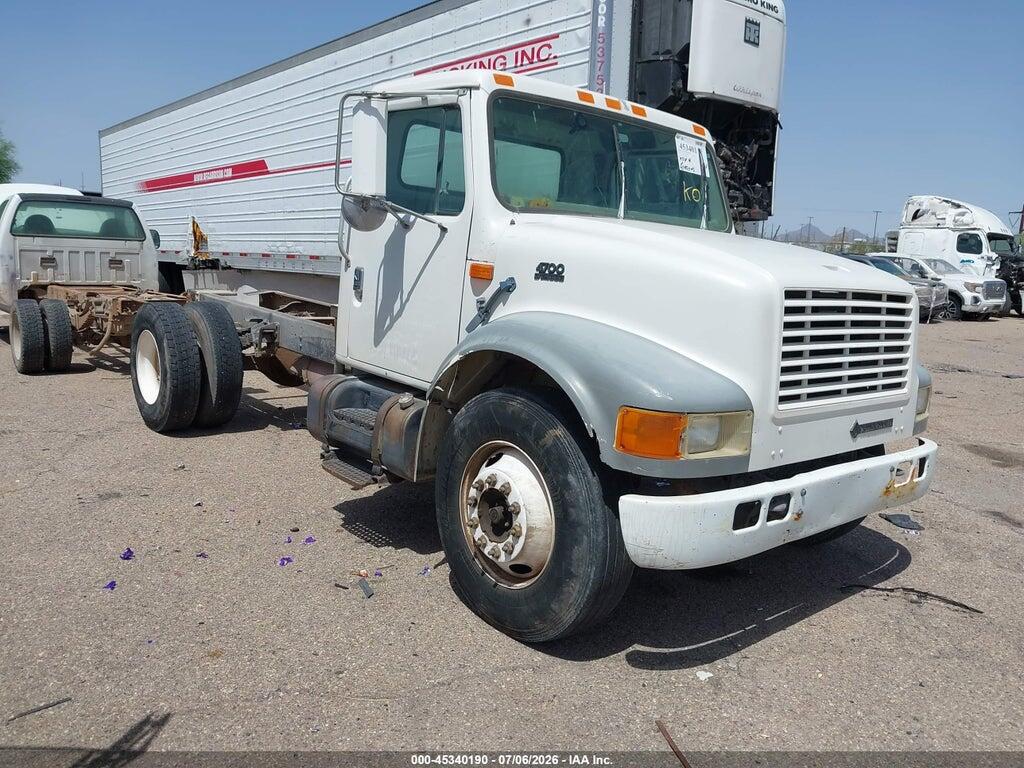 1HTSCAAM3WH500951 1998 INTERNATIONAL 4000 photo no. 1