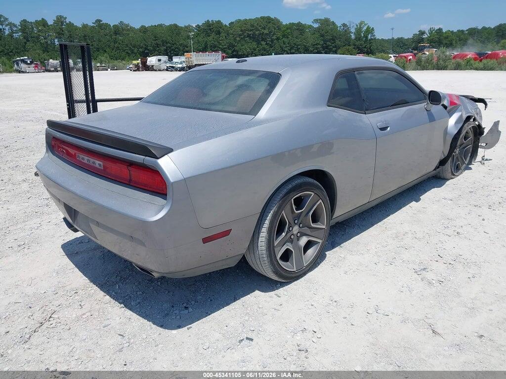 2C3CDYAG3EH225631 2014 DODGE CHALLENGER photo no. 4