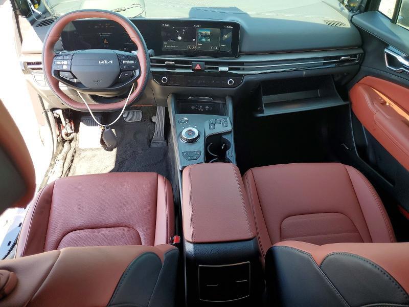 2026 KIA SPORTAGE SX PRESTIGE — Фото 8 из 13