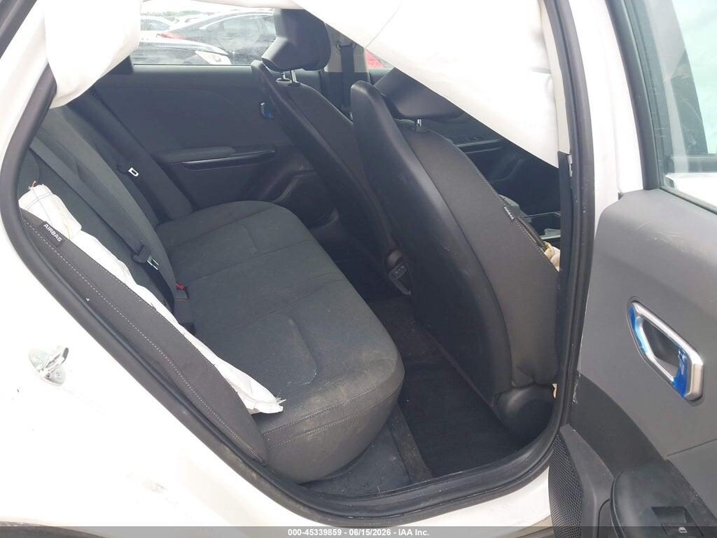 3KPFT4DE3SE211895 2025 KIA K4 photo no. 8