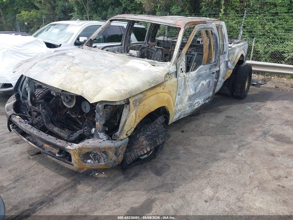 1FT8W3DT7DEA02781 2013 FORD SUPER DUTY F-350 DRW photo no. 2