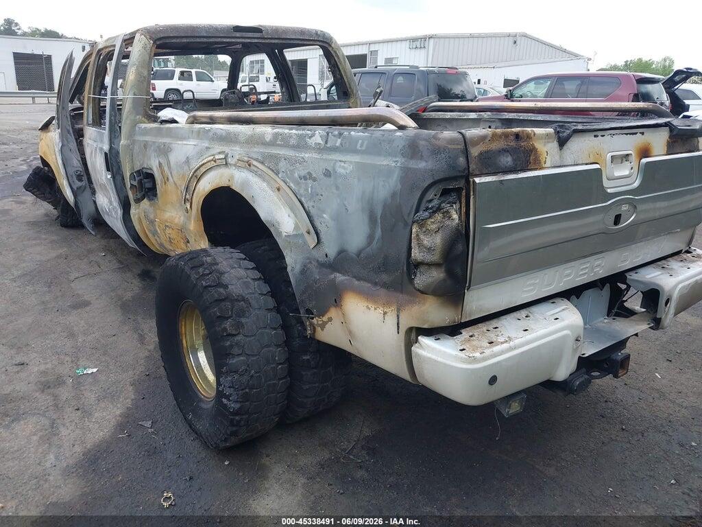 1FT8W3DT7DEA02781 2013 FORD SUPER DUTY F-350 DRW photo no. 3