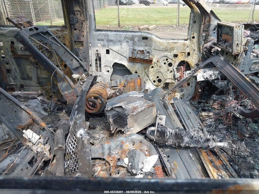 1FT8W3DT7DEA02781 2013 FORD SUPER DUTY F-350 DRW photo no. 5