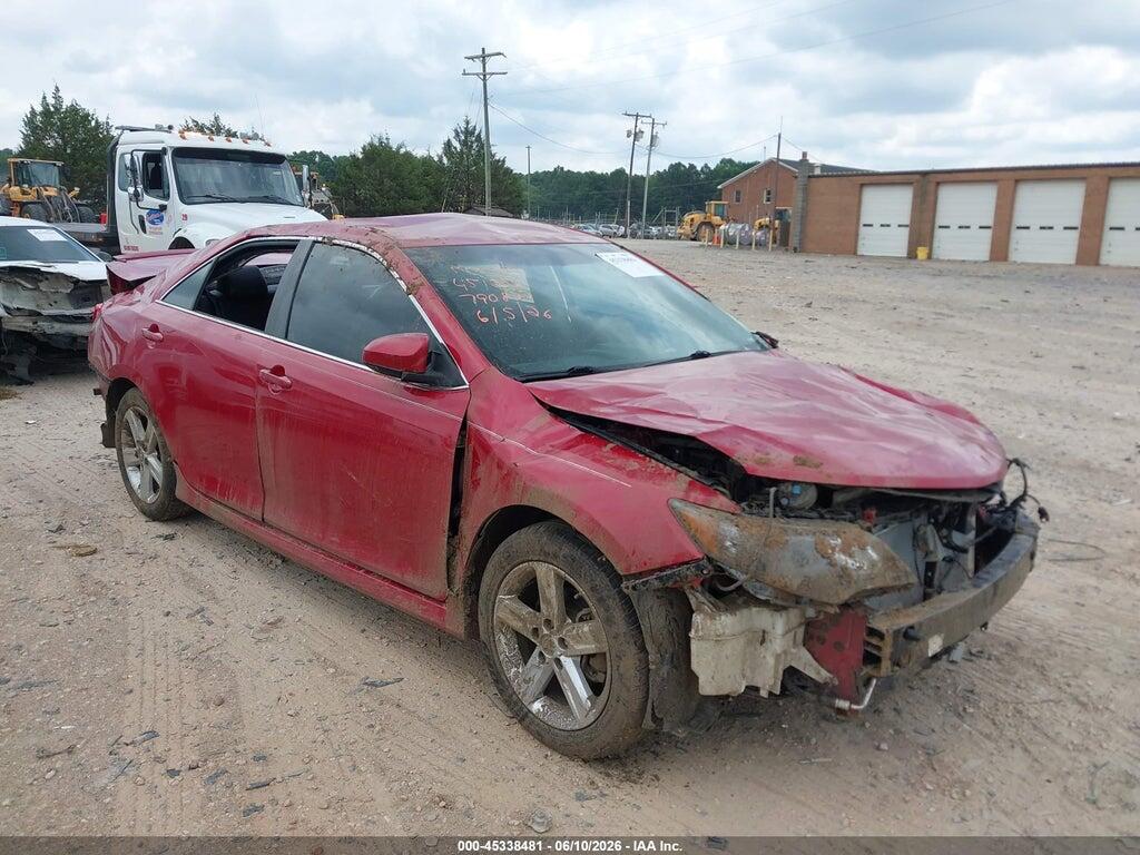 4T1BF1FK1EU790877 2014 TOYOTA CAMRY photo no. 1