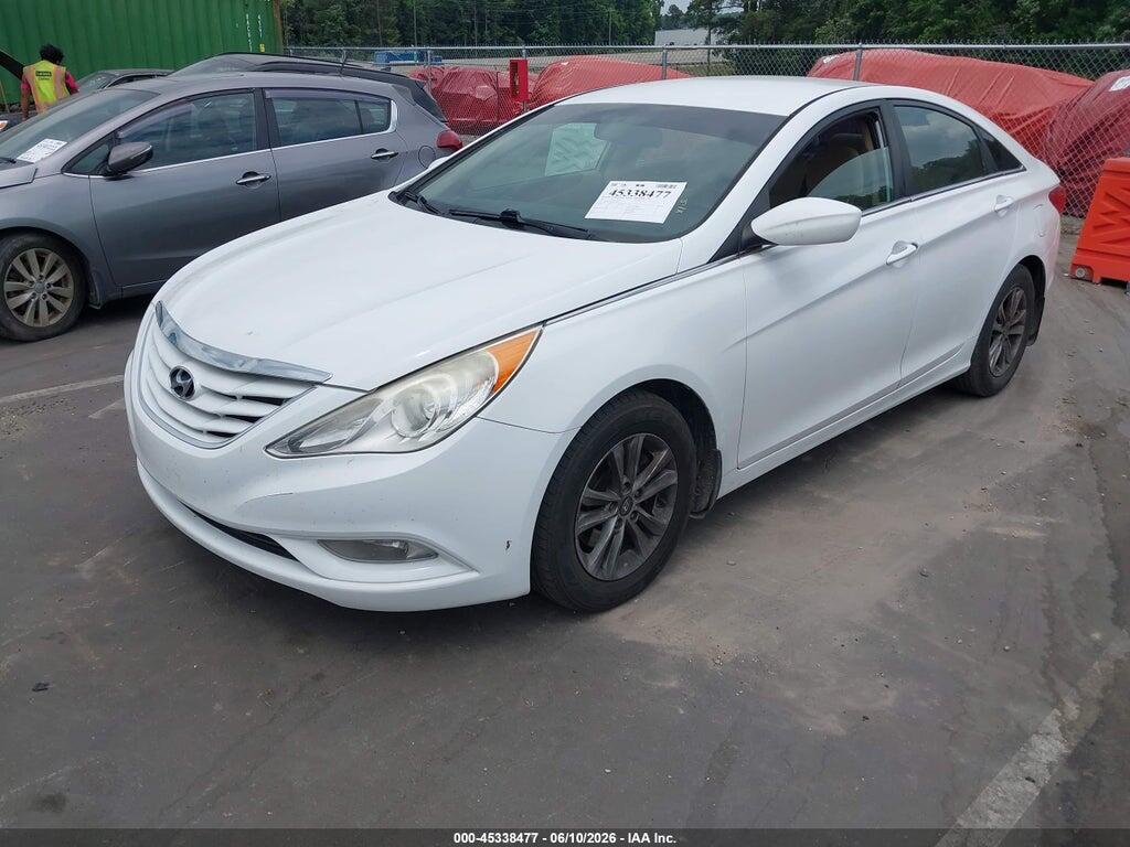 5NPEB4AC2DH784531 2013 HYUNDAI SONATA photo no. 2
