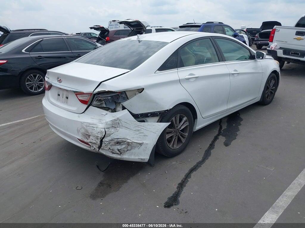5NPEB4AC2DH784531 2013 HYUNDAI SONATA photo no. 4