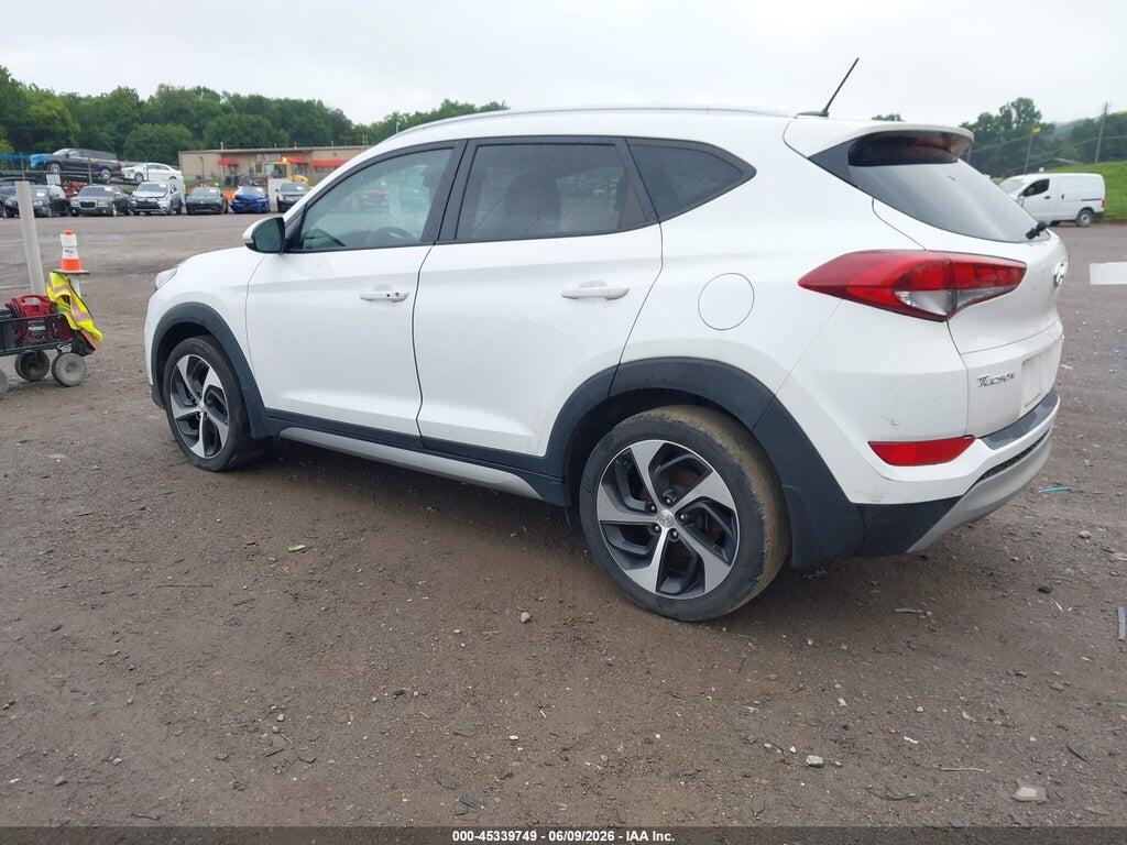 KM8J3CA2XHU293452 2017 HYUNDAI TUCSON photo no. 3