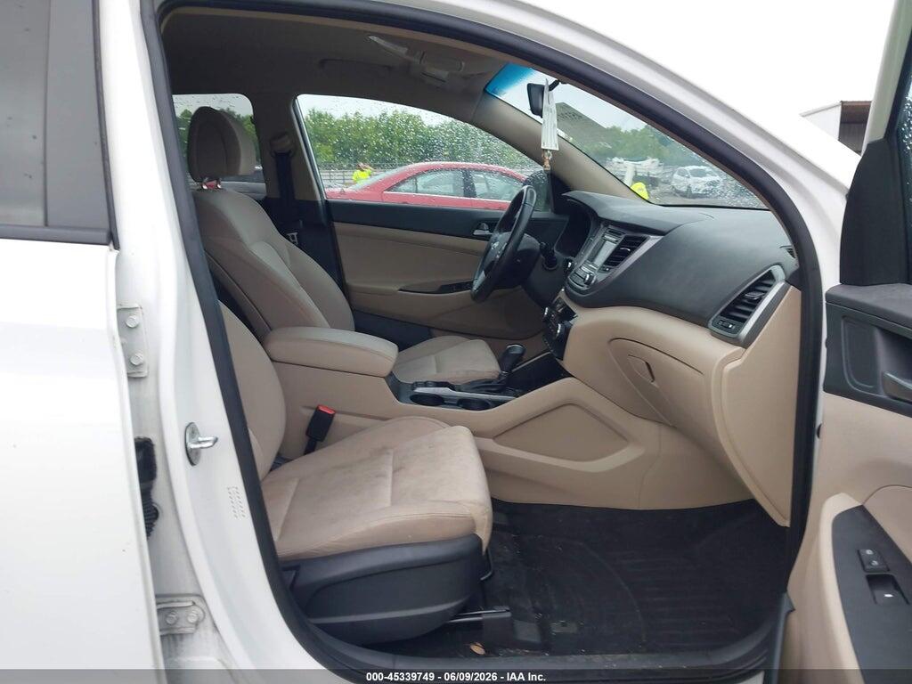 KM8J3CA2XHU293452 2017 HYUNDAI TUCSON photo no. 5