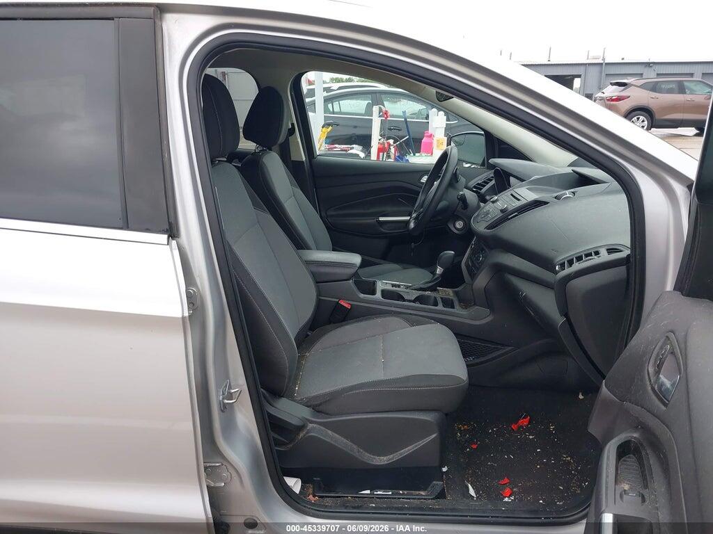 1FMCU0GD1HUA40291 2017 FORD ESCAPE photo no. 5
