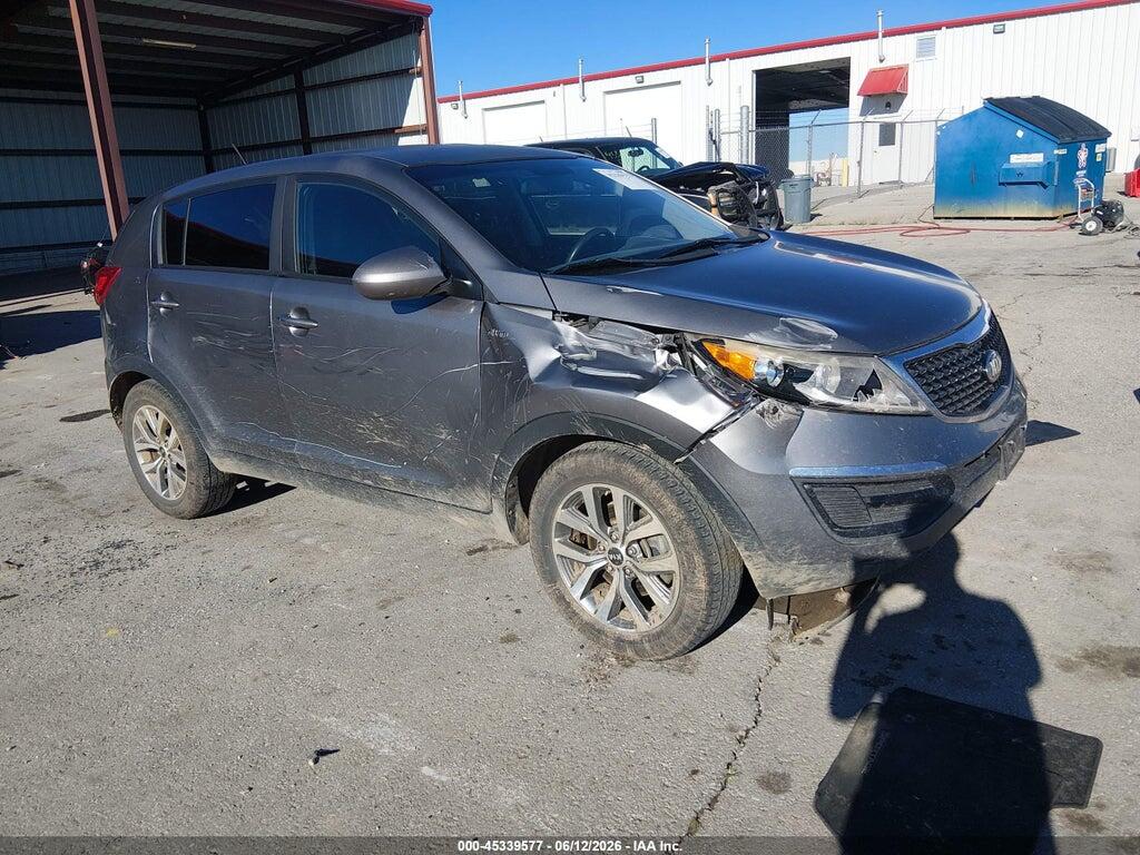 KNDPBCAC2G7878002 2016 KIA SPORTAGE photo no. 1