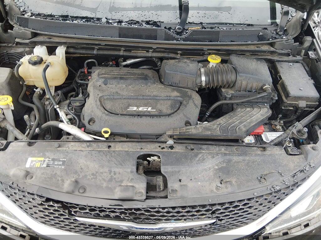 2C4RC1BG6JR204033 2018 CHRYSLER PACIFICA photo no. 10