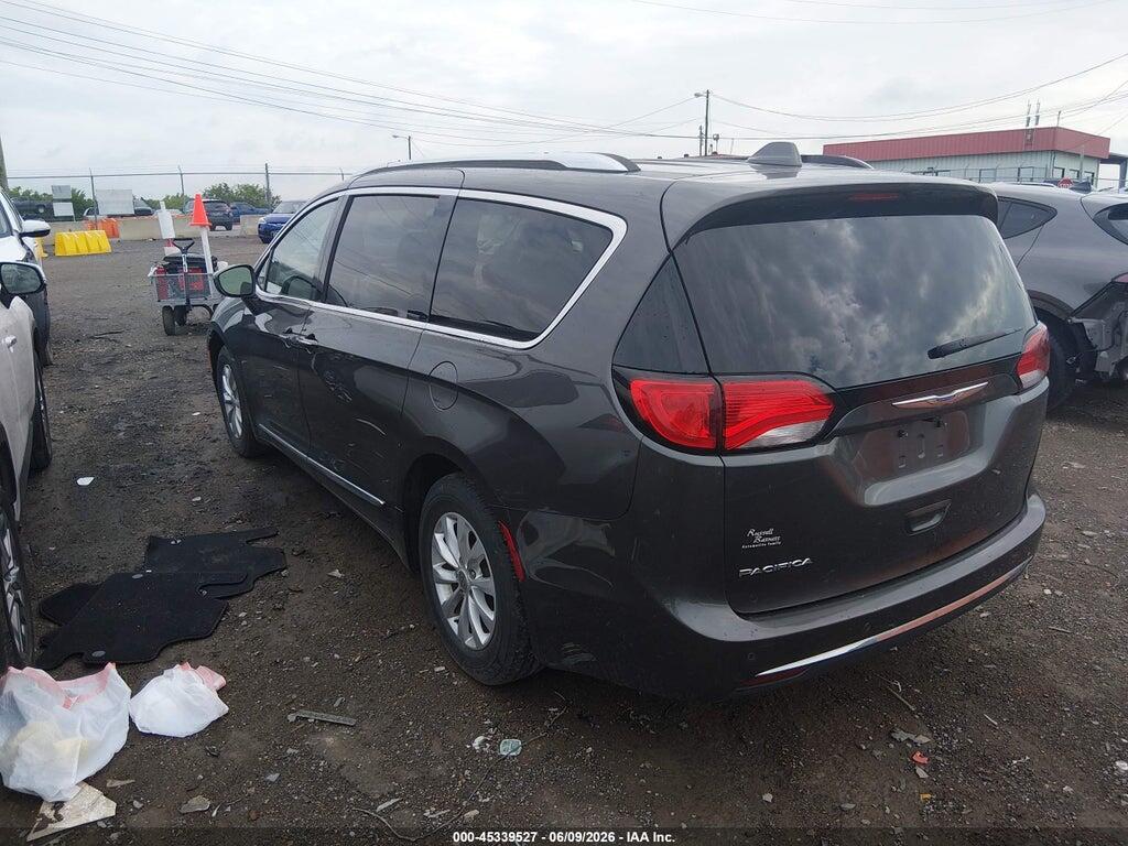 2C4RC1BG6JR204033 2018 CHRYSLER PACIFICA photo no. 3