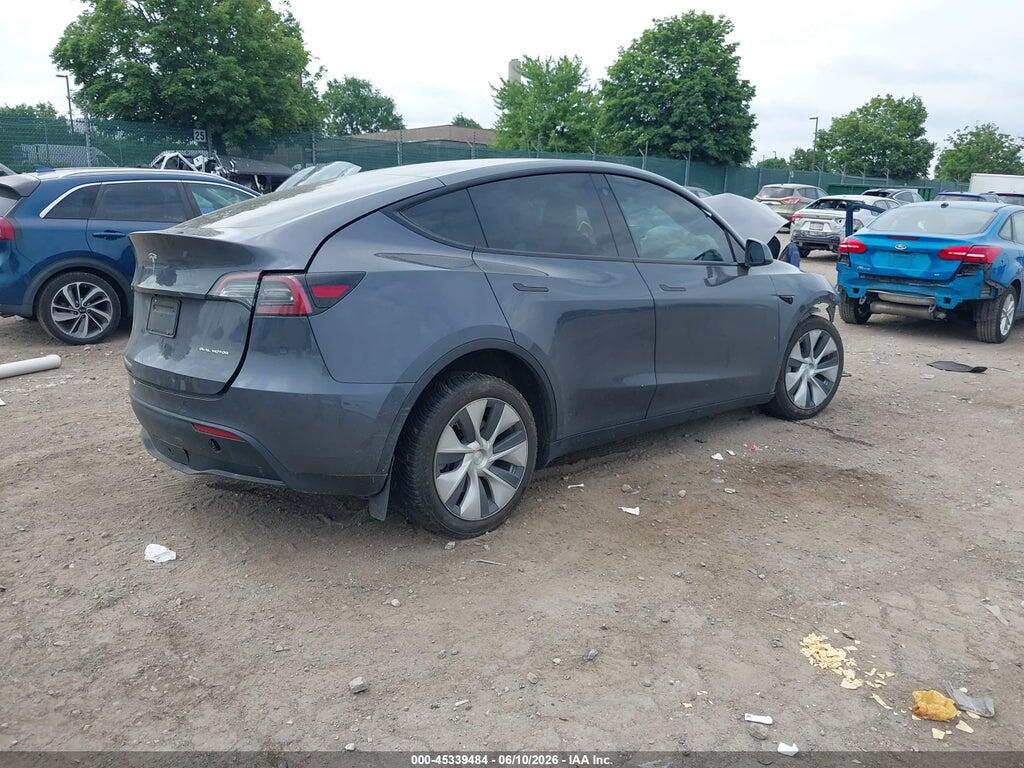 7SAYGDEE0NF457042 2022 TESLA MODEL Y photo no. 4