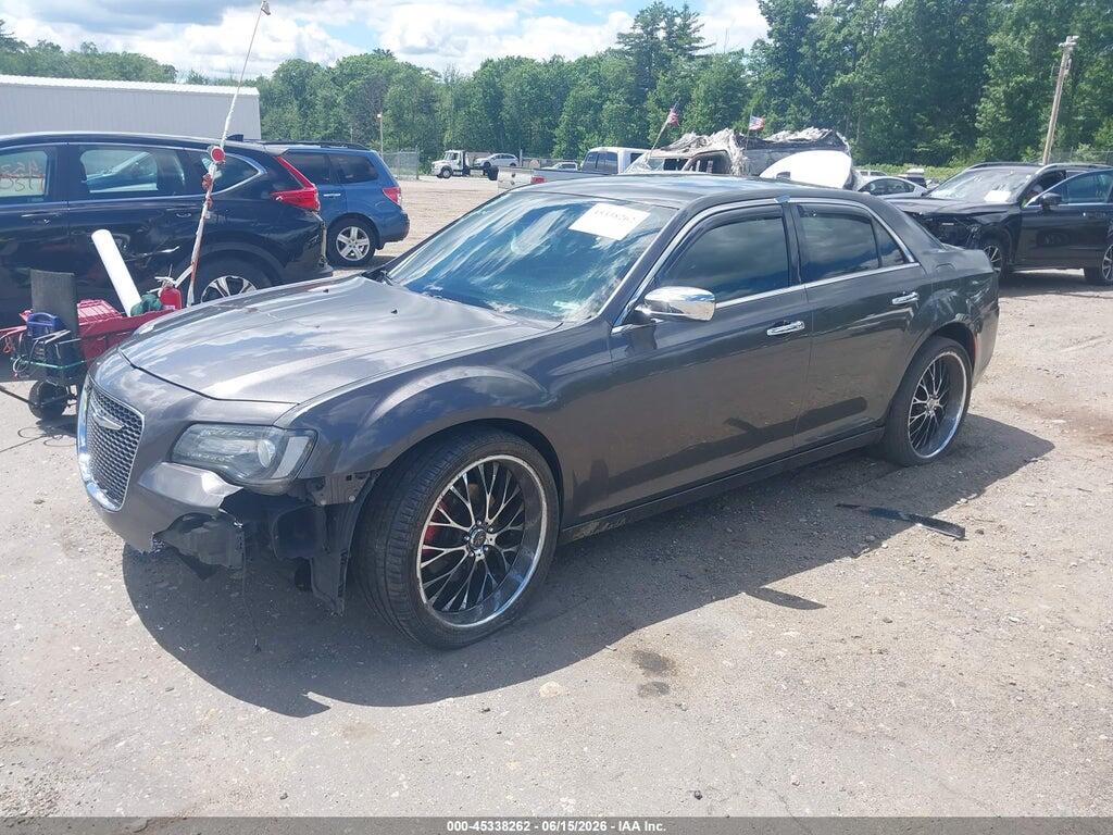 2C3CCAKG3JH144356 2018 CHRYSLER 300 photo no. 2
