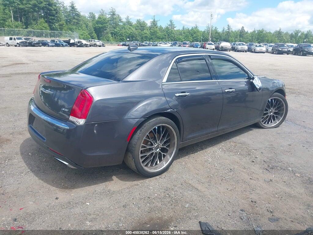 2C3CCAKG3JH144356 2018 CHRYSLER 300 photo no. 4