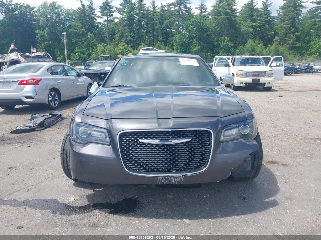 2C3CCAKG3JH144356 2018 CHRYSLER 300 photo no. 6