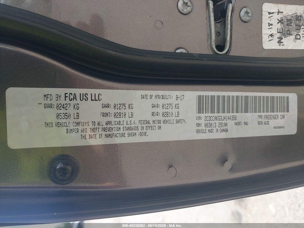 2C3CCAKG3JH144356 2018 CHRYSLER 300 photo no. 9